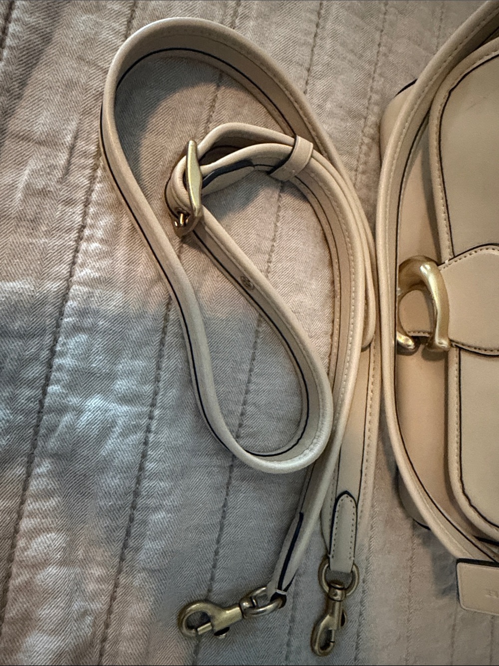 Coach Ivory Soft Tabby Leather Convertible Bag with Gold Hardware - Picture 5 of 6